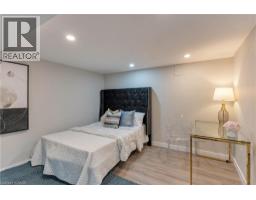 82 SOUTHMOOR Drive - 22