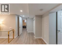82 SOUTHMOOR Drive - 24