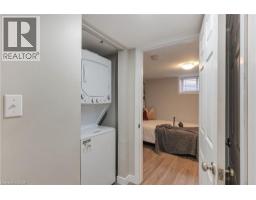82 SOUTHMOOR Drive - 26