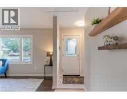 82 SOUTHMOOR Drive - 3