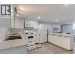 82 SOUTHMOOR Drive - 34