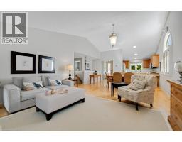 15 QUINTE Crescent UnitNo. 15 - 14