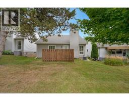 15 QUINTE Crescent UnitNo. 15 - 33