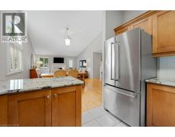 15 QUINTE Crescent UnitNo. 15 - 9