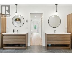 210 NORTHLAKE Drive - 10
