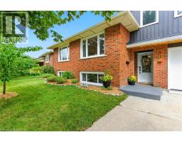 210 NORTHLAKE Drive - 12