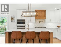 210 NORTHLAKE Drive - 2