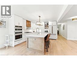 210 NORTHLAKE Drive - 4
