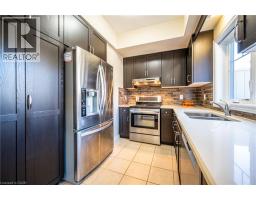 70 WILLOWRUN Drive UnitNo. B2 - 11