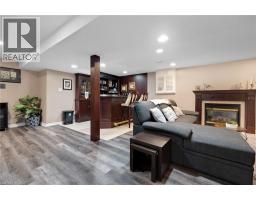 477 BURNETT Avenue - 26