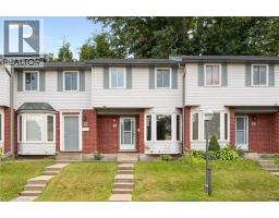 219 KINGSWOOD Drive UnitNo. 18 - 1