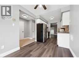 219 KINGSWOOD Drive UnitNo. 18 - 11