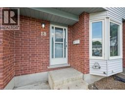 219 KINGSWOOD Drive UnitNo. 18 - 3