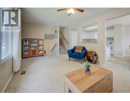 410 LOUISE Avenue N - 12
