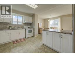 410 LOUISE Avenue N - 20