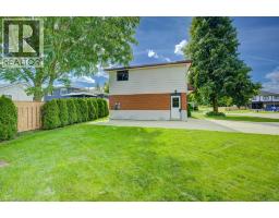 410 LOUISE Avenue N - 29