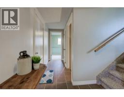 410 LOUISE Avenue N - 6