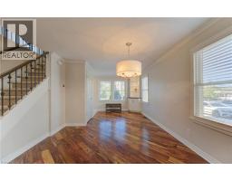6 CHURCHILL Street - 19