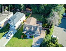 6 CHURCHILL Street - 6