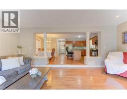 27 OLIVEWOOD Way - 14