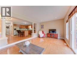 27 OLIVEWOOD Way - 15