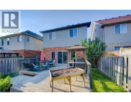 27 OLIVEWOOD Way - 31