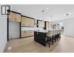 76 SASS Crescent - 14