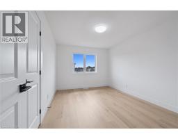 76 SASS Crescent - 32