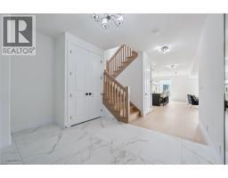 76 SASS Crescent - 6