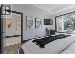 404 MONTROSE Street N - 11