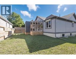 404 MONTROSE Street N - 42
