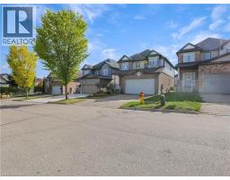 36 LEMON GRASS Street - 3