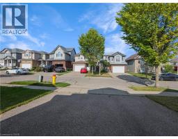 36 LEMON GRASS Street - 5