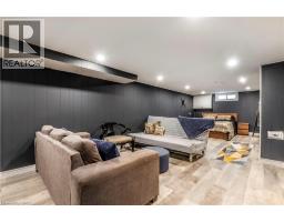 425 HENRY Street - 10