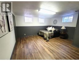 146 WHITLEY Street - 32