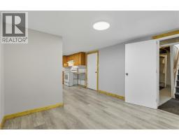 27 BROADMOOR Avenue - 16