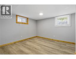 27 BROADMOOR Avenue - 21