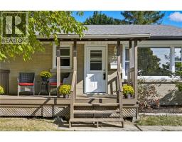 27 BROADMOOR Avenue - 3