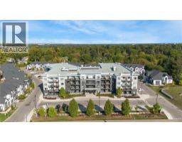 110 FERGUS Avenue UnitNo. 211 - 4