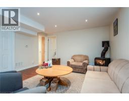 8 PAMELA Place - 38