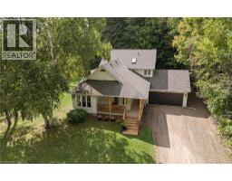 627 WOODHILL Road - 44