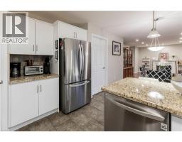 374 FAIRWAY Road - 17