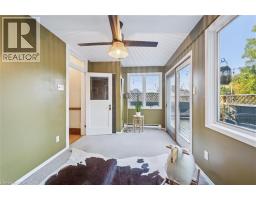 76 AHRENS Street W - 23