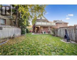 76 AHRENS Street W - 39