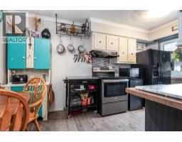568 STRASBURG Road - 8