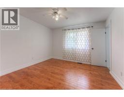 22 DUNDONALD Road - 23