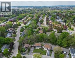 22 DUNDONALD Road - 31