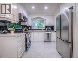 76 RAVINE Drive - 10