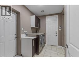 304 FALLING GREEN Crescent - 19