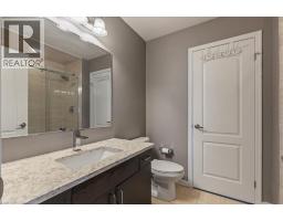 304 FALLING GREEN Crescent - 32